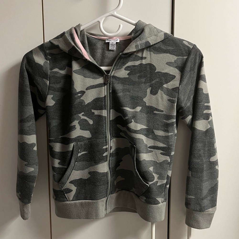 Splendid girls camo hoodie